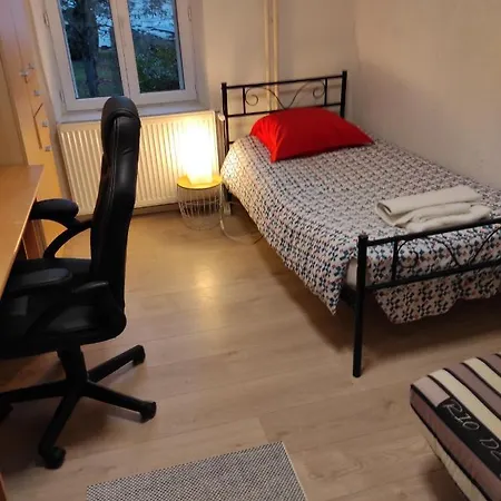 Apartment Calme Dans Quartier Residentiel. *